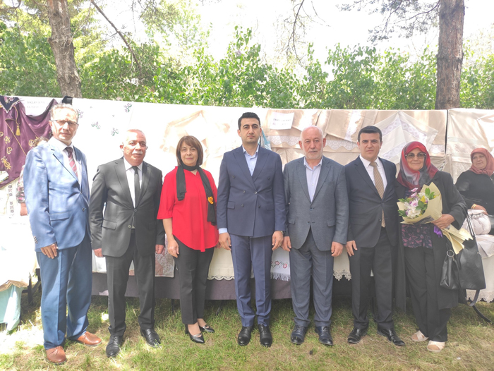 Şebinkarahisar Halk Eğitim Merkezi'nden El Sanatları Sergisi