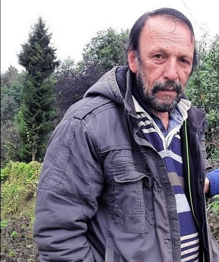Yeğeni tarafından bıçaklanarak öldürüldü
