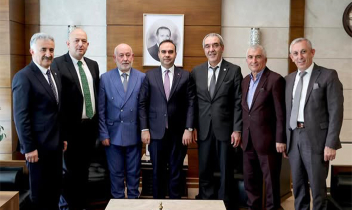 Sanayi ve Teknoloji Bakanı Mehmet Fatih Kacır, Şebinkarahisar Heyetini Kabul Etti