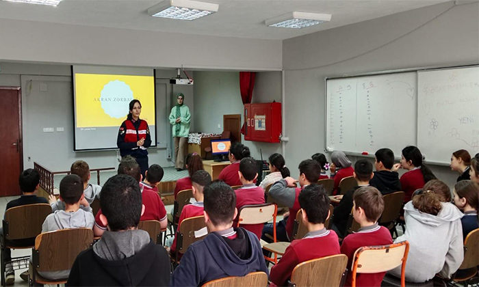 Giresun İl Jandarma Komutanlığı, Öğrencilere Yönelik Eğitimlerini Sürdürüyor