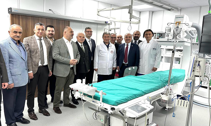 Giresun’a Sağlıkta Büyük Adım: Prof. Dr. A. İlhan Özdemir Devlet Hastanesi’nde Anjiyo Ünitesi Hizmete Açıldı!