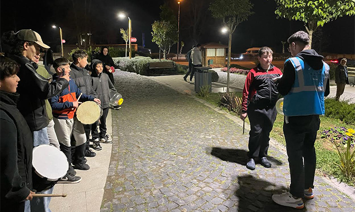 TÜGVA Bulancak, Ramazan’da Tömbelekçi Çocuklar İçin Anlamlı Bir Bilgi Yarışması Düzenledi
