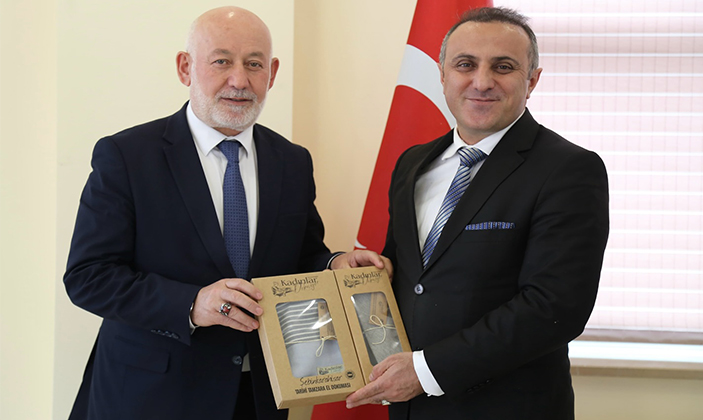 Şebinkarahisar Belediye Başkanı Ömer Şentürk’ten Gümüşhane Üniversitesi Rektörüne Ziyaret
