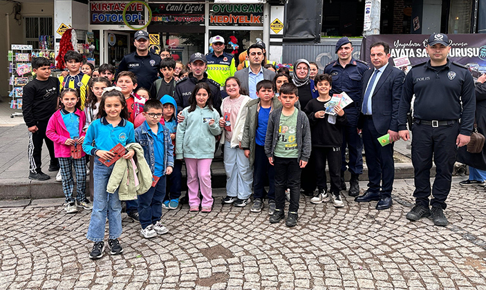 Şebinkarahisar’da Trafik Haftası Etkinlikleriyle Öğrencilere Trafik Bilinci Aşılandı