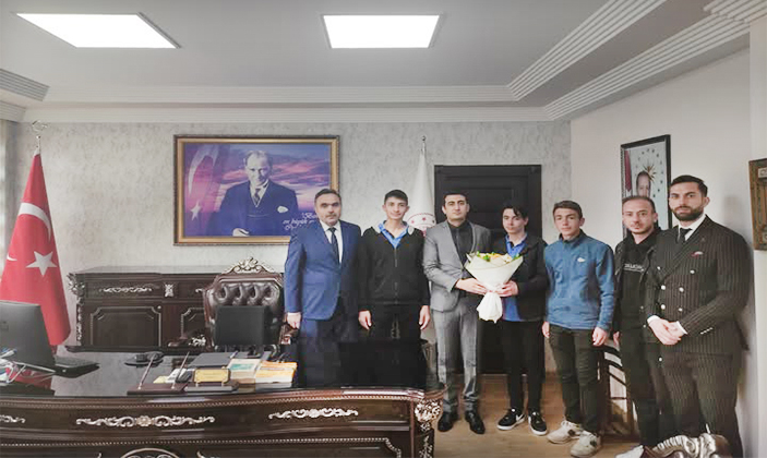 Şebinkarahisar’da 19 Mayıs ve Gençlik Haftası Etkinlikleri Kapsamında Kaymakam Yasin Ardıç’a Ziyaret