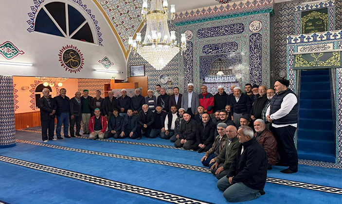 Tirebolu Kuzgun Köyü’nde Sabah Namazı Coşkusu