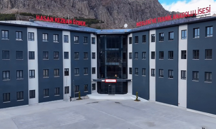 Şebinkarahisar Vakfı'nda Önemli Toplantı: 20 Haziran'da Açılacak Meslek Lisesi İçin Hazırlıklar Yapıldı