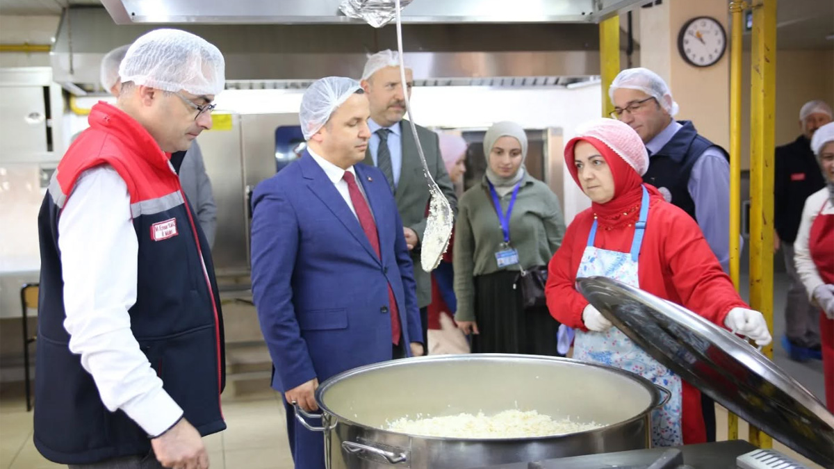 Giresun okul kantin ve yemekhanelerine sıkı gıda denetimi! İl müdürleri sahada