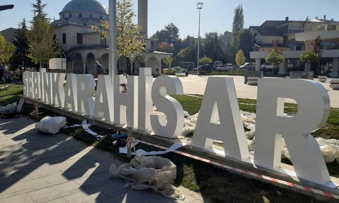 Şebinkarahisar Belediyesi işyeri ihalesi sonuçlandı! Atatürk Çarşısı'nda 12 dükkan kiraya verildi