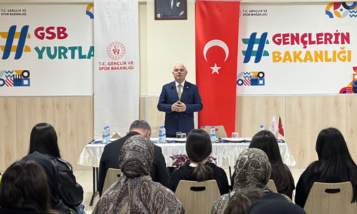 Şebinkarahisar KYK Yurdunda öğrenci sorunları masaya yatırıldı: Nazım Elmas gençlerle buluştu