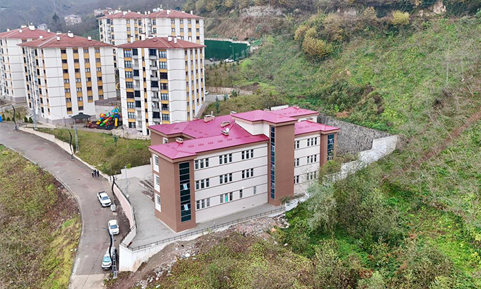 Vali Serdengeçti, Güce Yaşlı Bakım Merkezi'ni İnceledi
