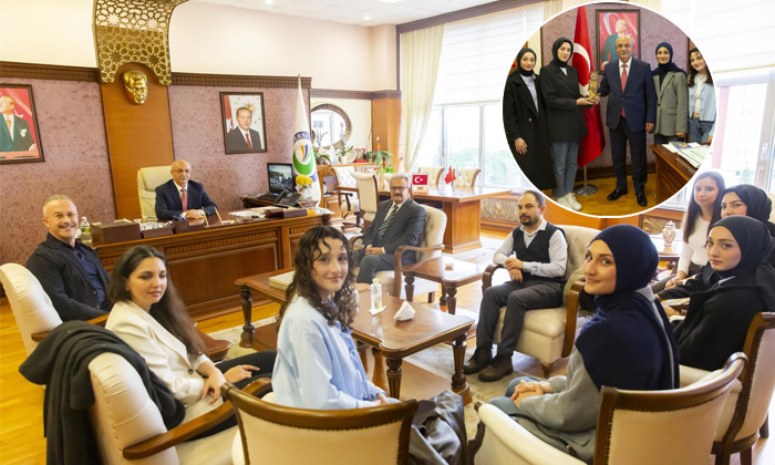 Giresun Üniversitesi’nin gururu! ‘Altın Pusula’ ödülü kazanan öğrenciler Rektör Prof. Dr. Yılmaz Can tarafından ağırlandı