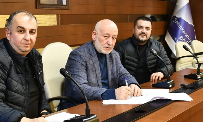 Şebinkarahisar Belediyesi’nde Sosyal Denge Sözleşmesi (SDS) İmzalandı: Başkan Ömer Şentürk’ten personele destek!
