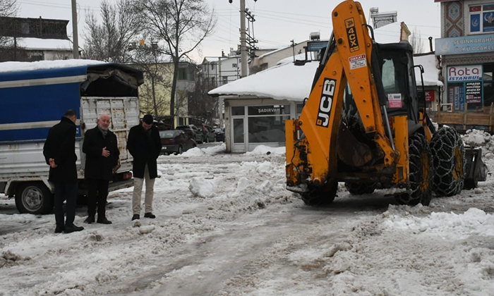 Şebinkarahisar'da Kar Seferberliği Devam Ediyor