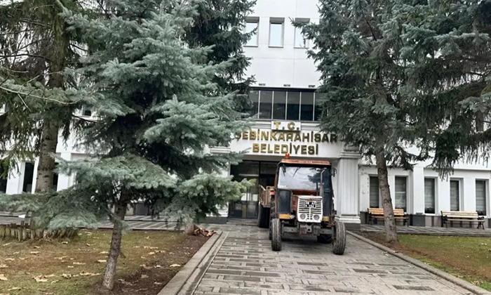Şebinkarahisar Belediyesi Taşınıyor! Yıkım Kararı Sonrası Yeni Adres Belli Oldu