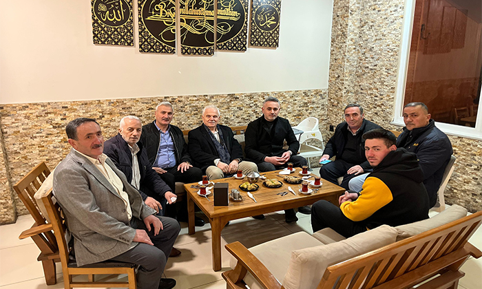 Milletvekili Nazım Elmas İlçe Merkezinde Teşkilat ve Muhtarlarla Buluştu