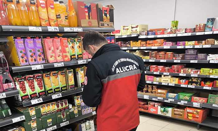 Alucra’da Zincir Marketlere Sıkı Denetim: Halk Sağlığı İçin Taviz Yok