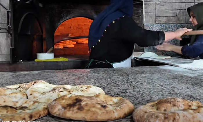 Şebinkarahisarlı Ustanın Geleneksel Köy Ekmeği İstanbul’u Fethetti