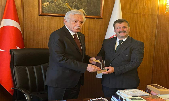 MHP Şebinkarahisar Heyeti Ankara'da: TBMM Başkan Vekili Celal Adan ile Görüşme