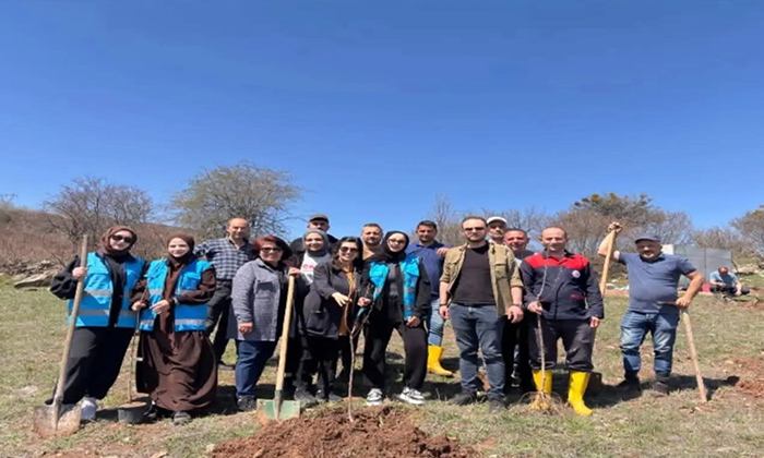Şebinkarahisar’da Kuruyan Fidanlar Yeniden Canlandı: Yurt Müdüründen Örnek Davranış!