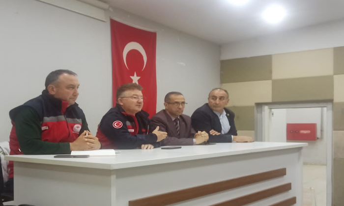 Şebinkarahisar’da yapılan toplantıda, İl Tarım Müdürlüğü uzmanları KKYP hibe detaylarını anlattı