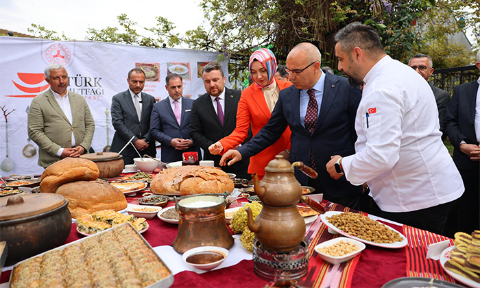Giresun'da Türk Mutfağı Haftası: Coğrafi İşaretli Ürünler ve Yöresel Lezzetler Tanıtıldı
