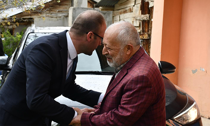 Alucra'da Anlamlı Ziyaret: Şehit Ailesi ve Gaziye Devlet Eli