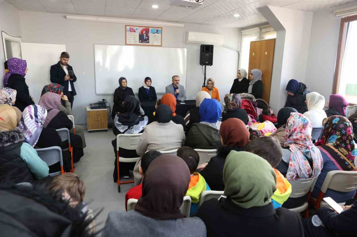 Depremde hayatını kaybedenler için Kur’an-ı Kerim okundu
