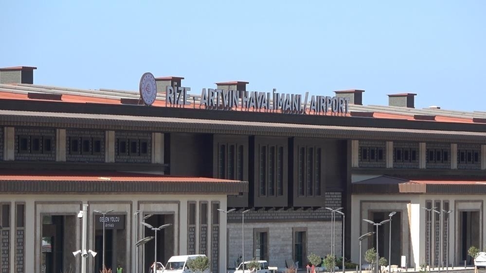 Rize-Artvin Havalimanı’nı 10 ayda 863 bin 803 kişi kullandı
