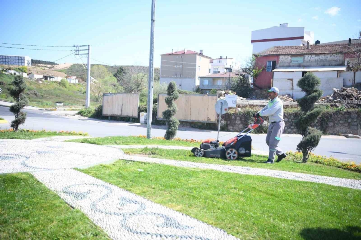 Çayırova yaza hazırlanıyor
