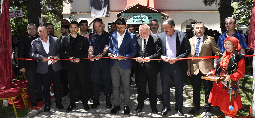 Şebinkarahisar’ın Yetenekli Kursiyerleri Ürünlerini Sergiledi