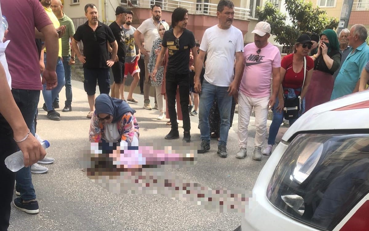 Karnesini alamadan hayatını kaybetti
